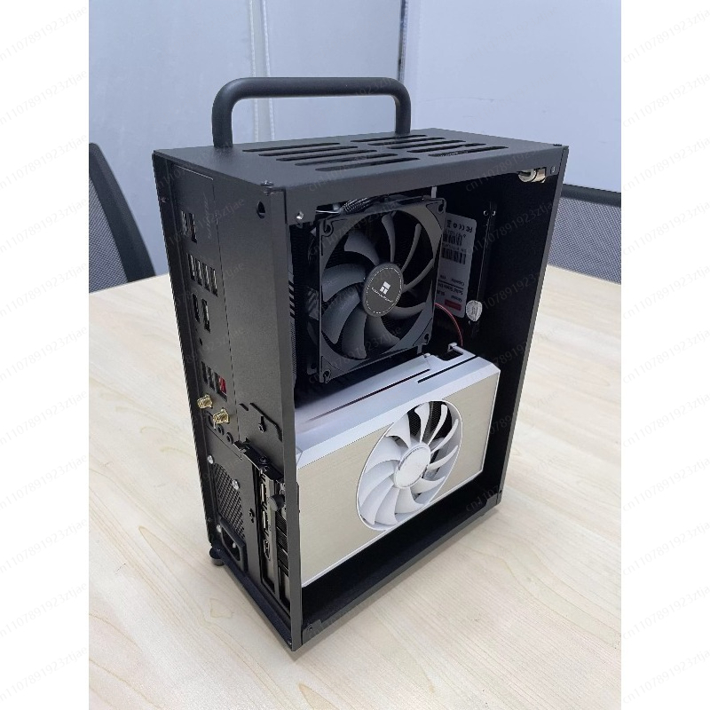 Compact Gaming PC Case with Ex - مراجعة Pc Gaming Mini وسعره