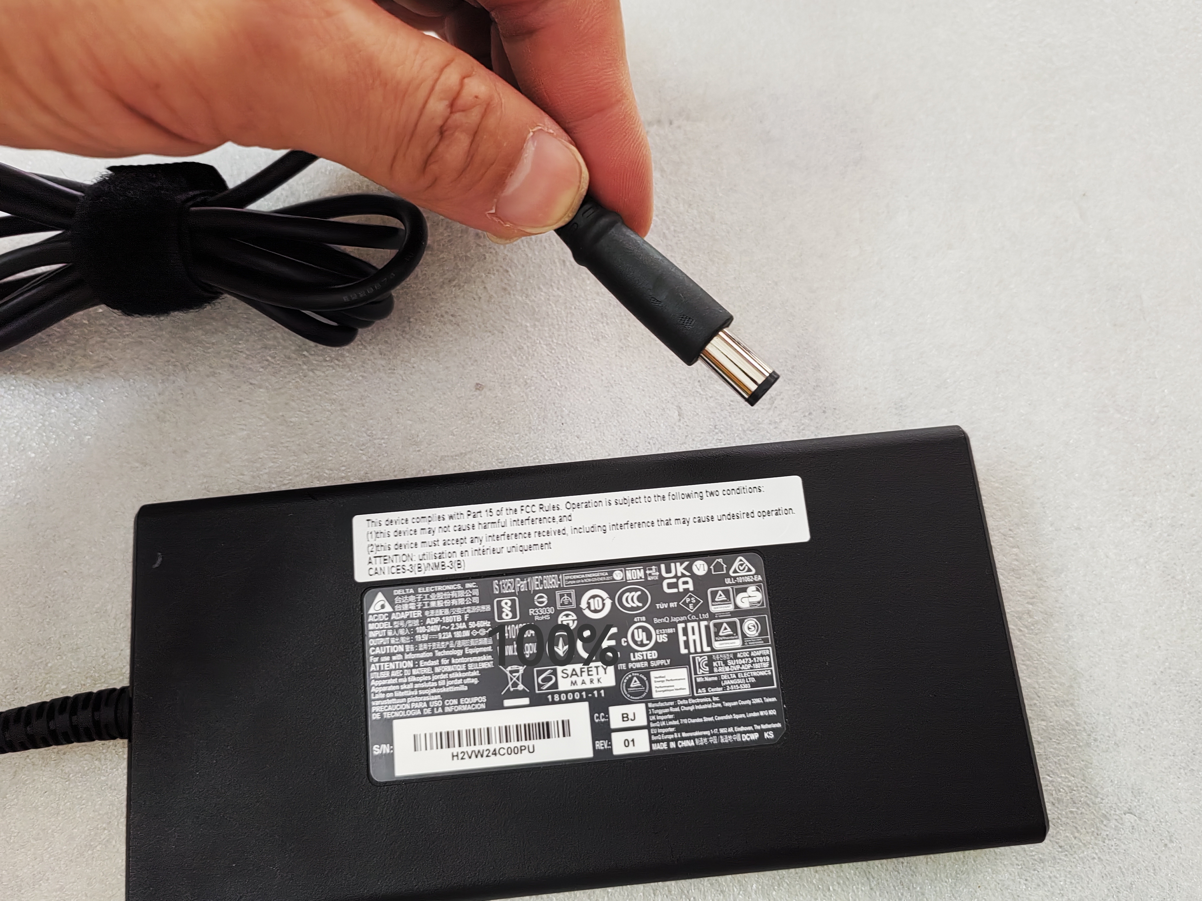 OEM Slim Delta 19.5V 9.23A ADP - مراجعة Pc Gaming Uk وسعره
