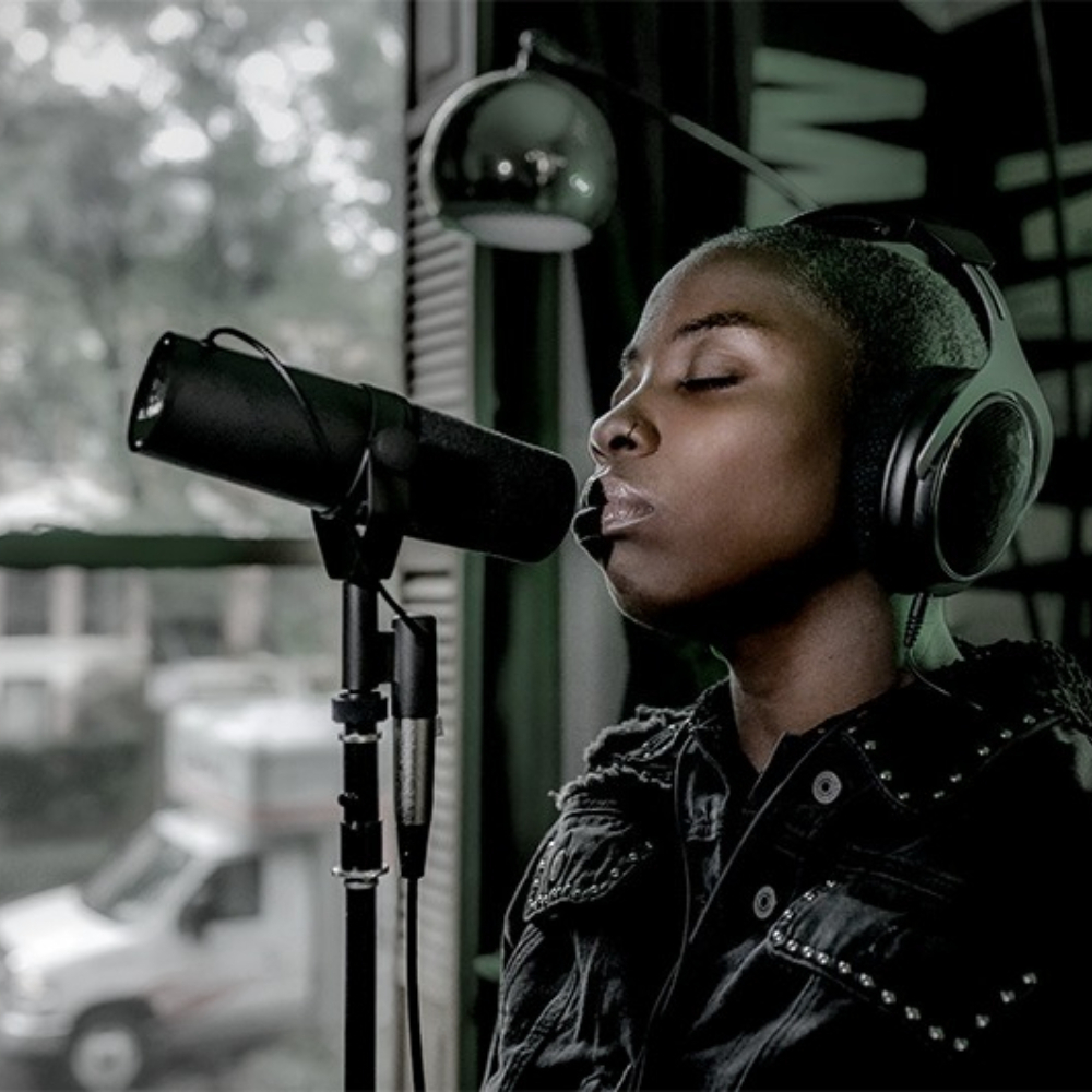 Vocal Microphone 7B Dynamic Mi - مراجعة Gaming Microphone وسعره